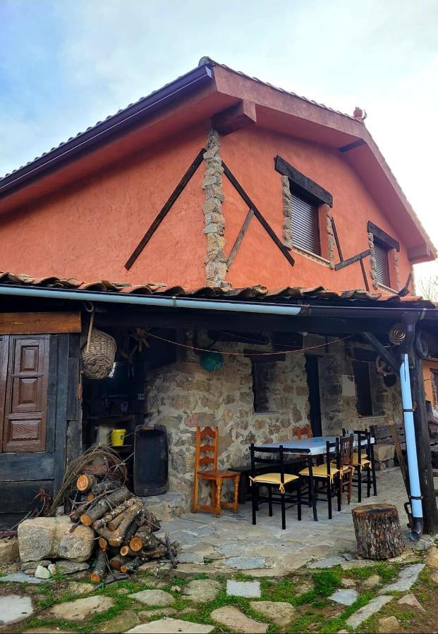 Casas Rurales El Cerro Y El Cerezo Navaconcejo Exterior photo