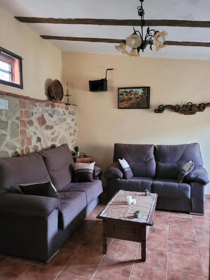 Casas Rurales El Cerro Y El Cerezo Navaconcejo Exterior photo